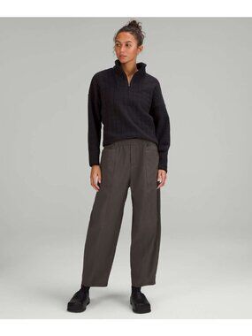 Lululemon lab Woven High-Rise Barrel Leg Trouser 12 Nano Check Rover Black pants